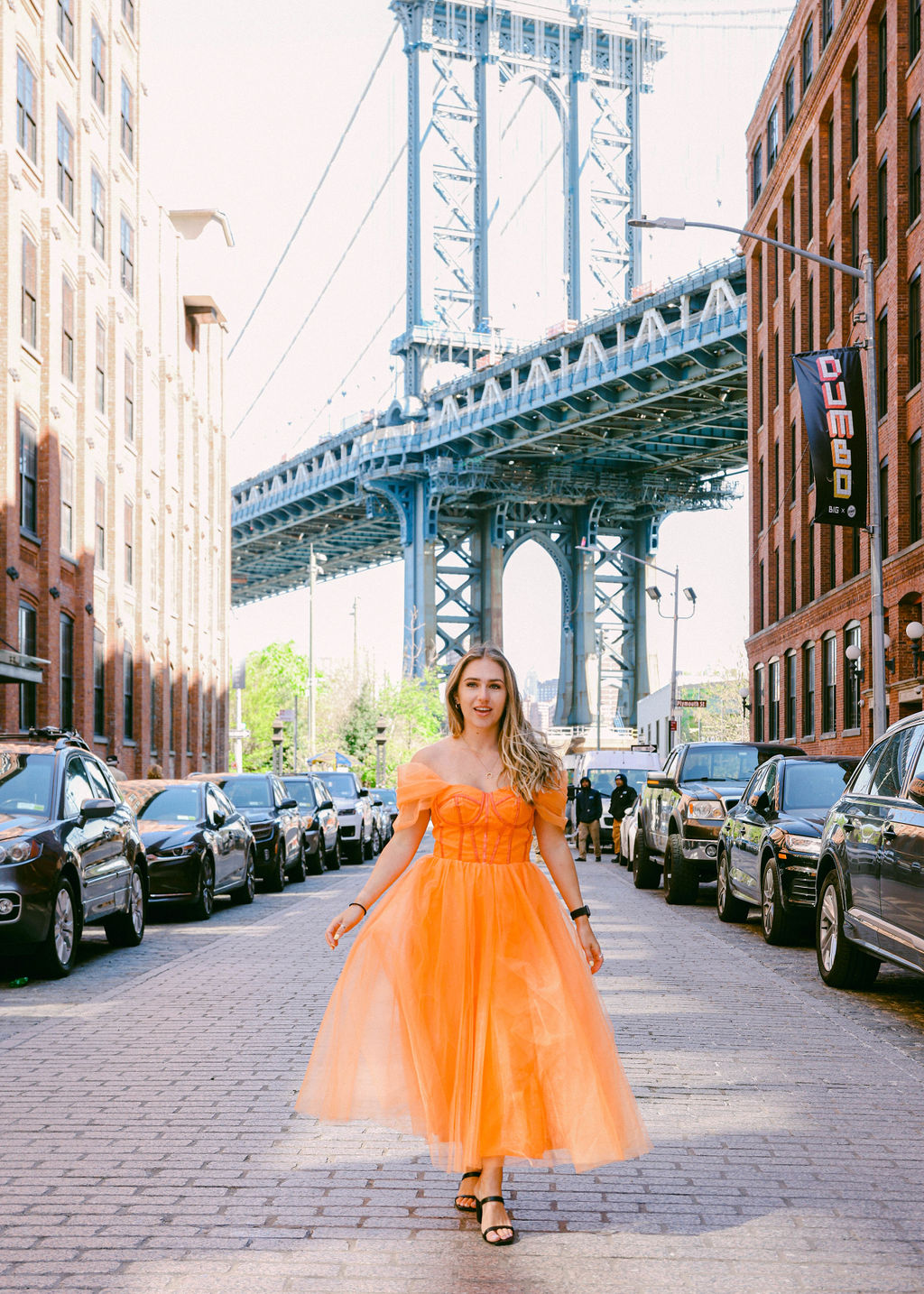 Orange tulle dress where to photograph new york city chelsea loren gossip girl sex and the city themed bachelorette party
