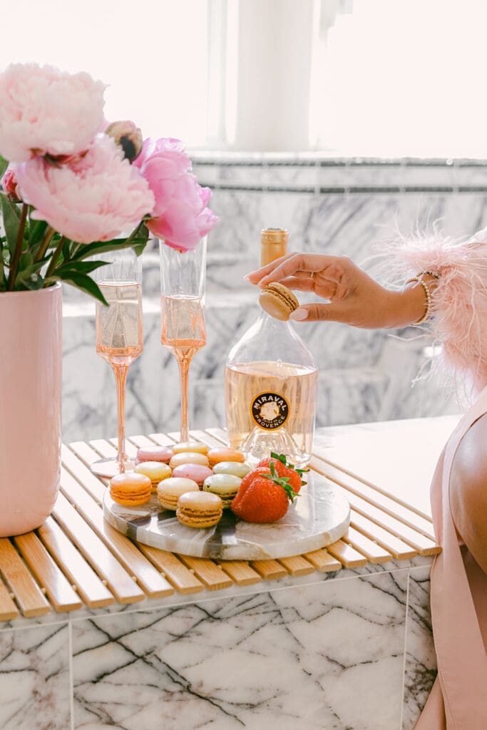 macarons rose ideas for airbnb welcome gift